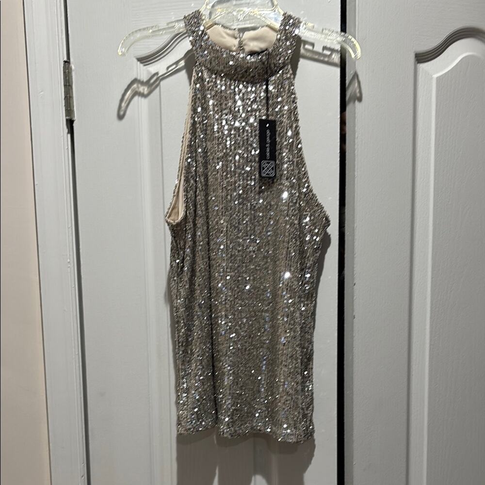 Cable & Gauge L silver Sequin Halter Top gold stretch under top nwt